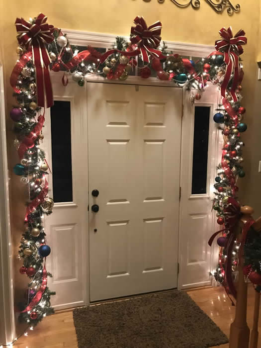 interior_christmas_decorating_service_washington_maryland_leesburg_front_door